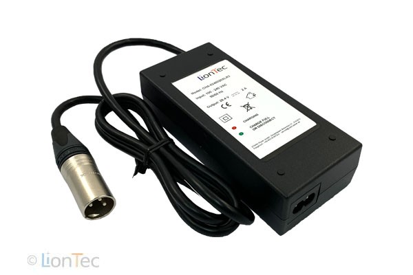 Travel charger (quiet) 24 V - 2 A XLR3